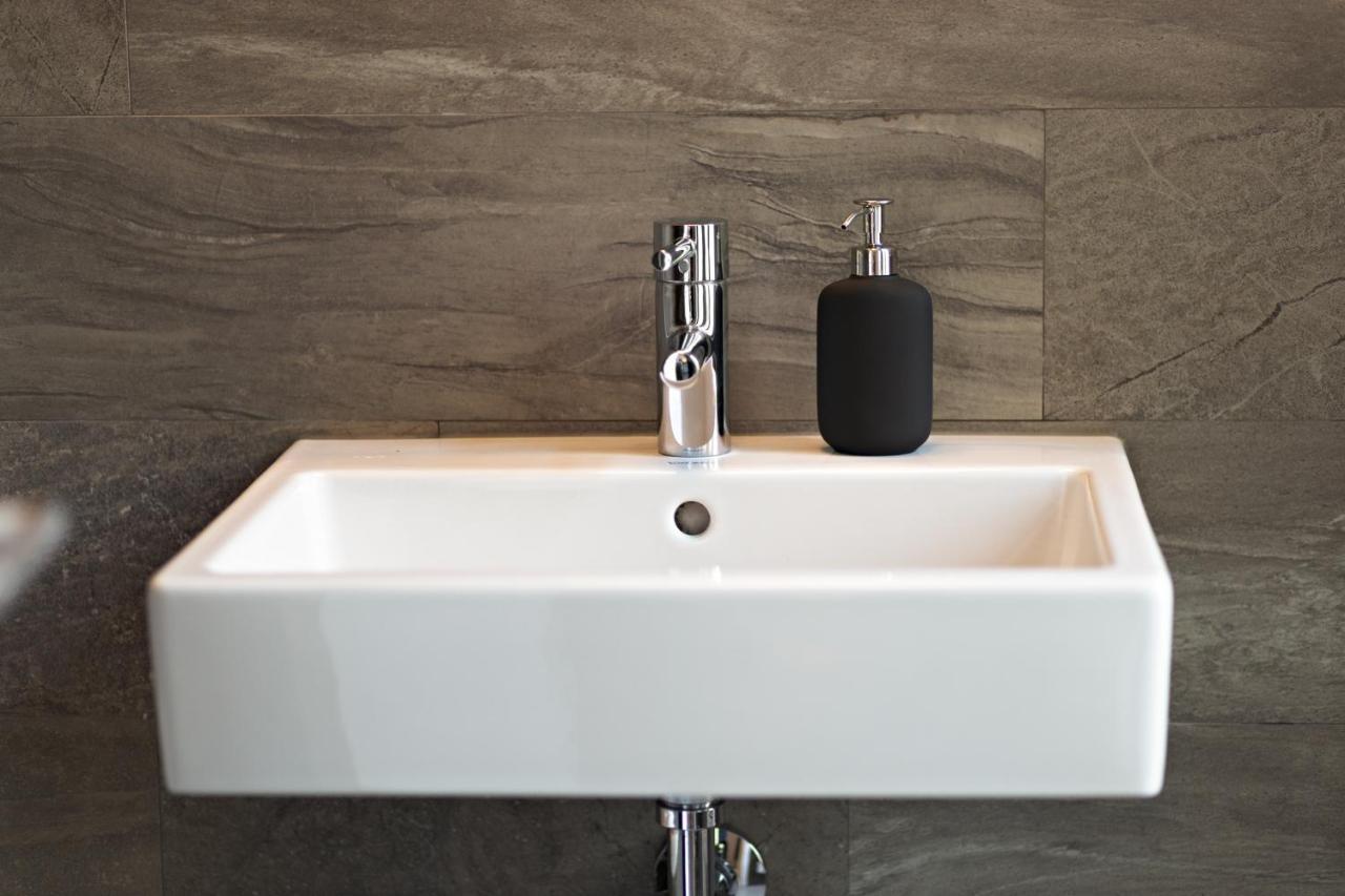 Luxury South By Rikas Apartment Antwerp